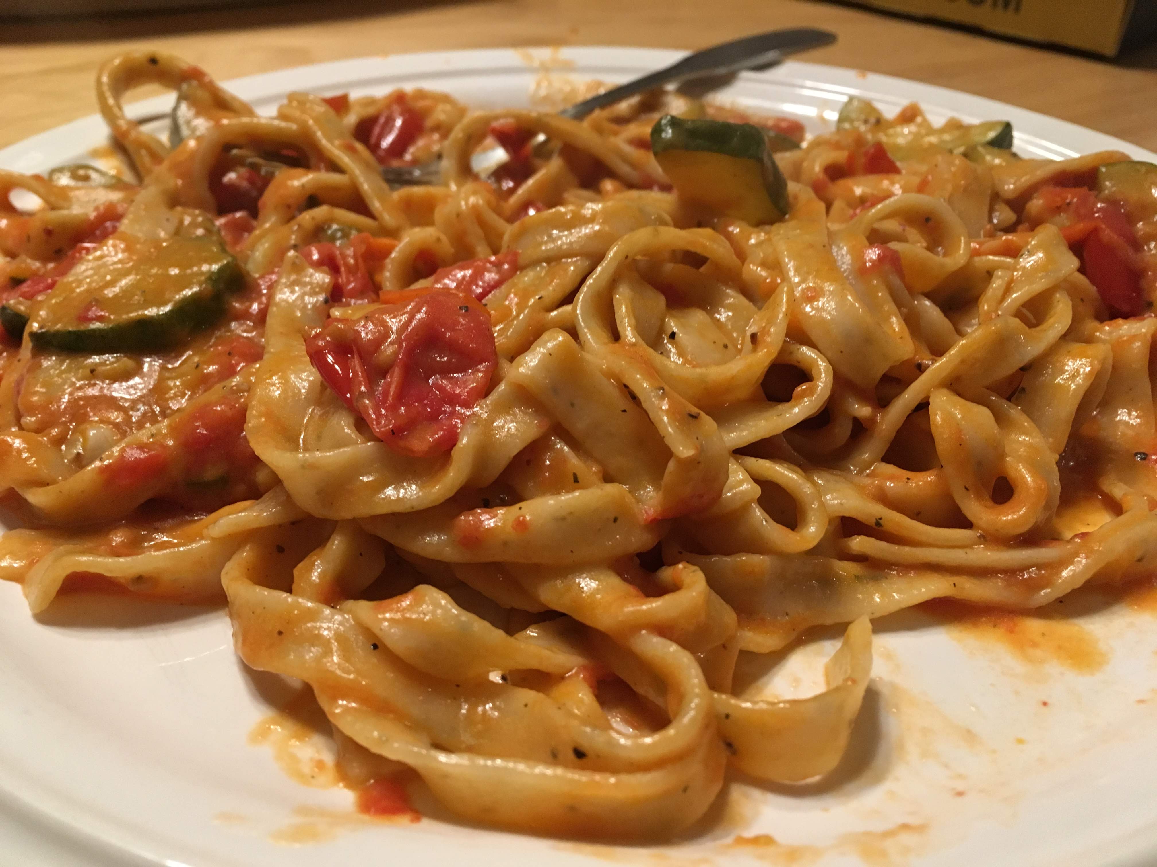 Plated fettuccine + sauce